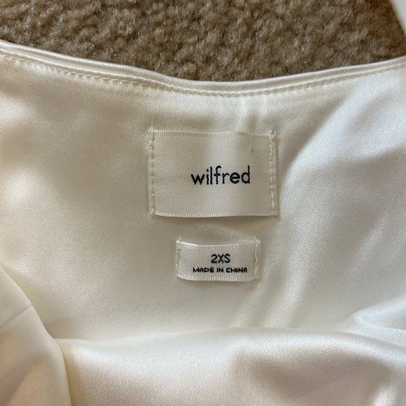 Aritzia Wilfred white top - Picture 9 of 9